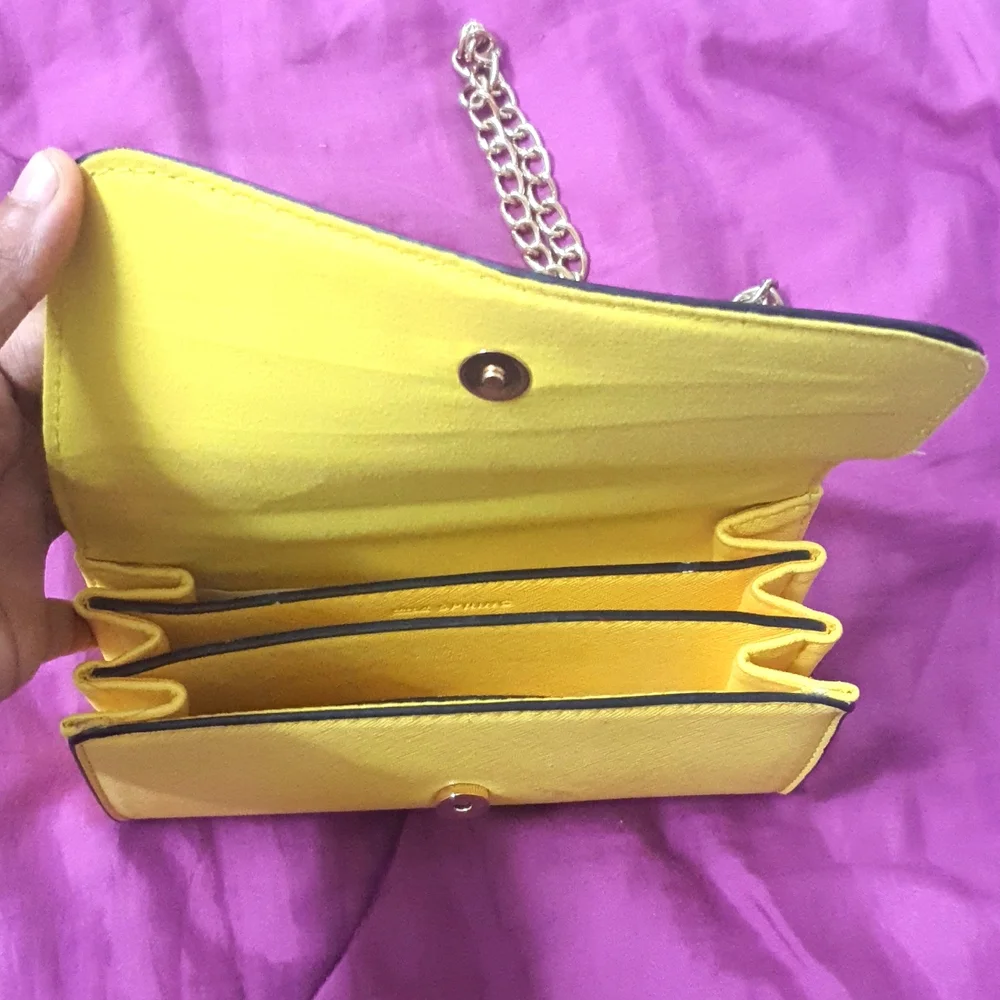 Small purse - Picture 3 of 3